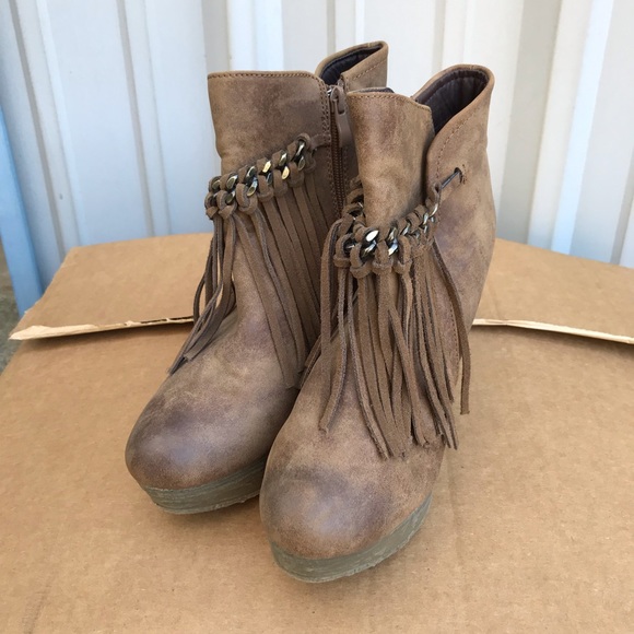 Sbicca Vintage Collection Zepp Wedge Fringe Ankle - Picture 4 of 8